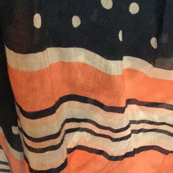 Spring scarf - Picture 2 of 3